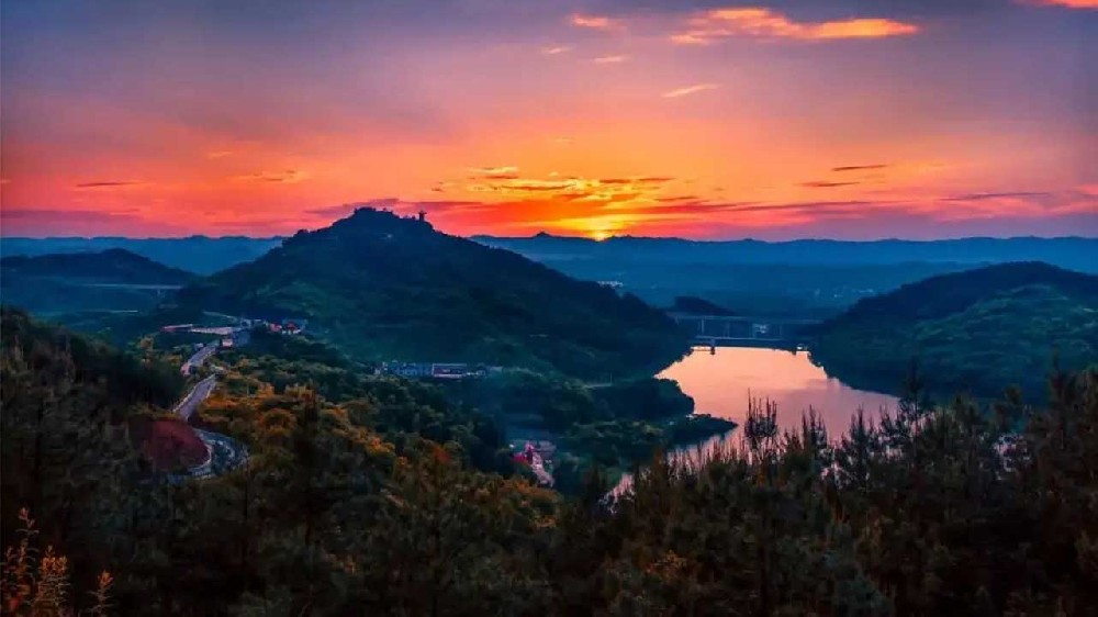 重慶：梁平區(qū)首屆明月山生態(tài)旅游文化節(jié)即將舉行，助力巴蜀文化旅游走廊建設(shè)！