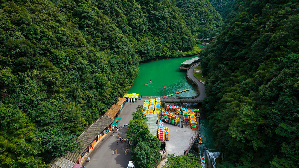 文旅：2023重慶夏季旅游新聞發(fā)布會舉行，推出200余項夏季文旅活動和70余條旅游線路！